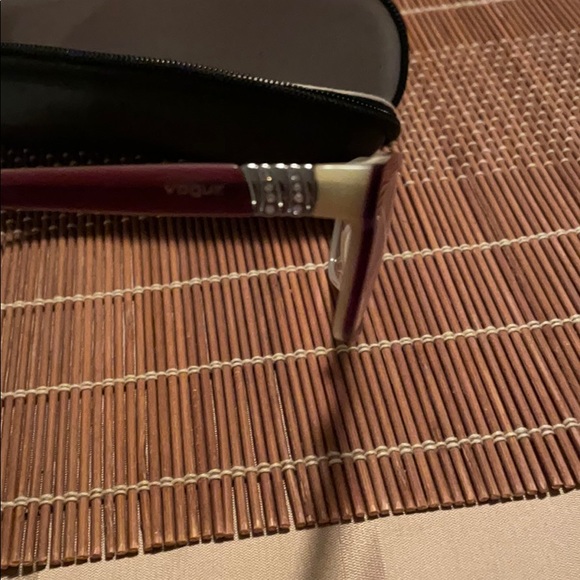 Vogue glasses - Picture 3 of 5